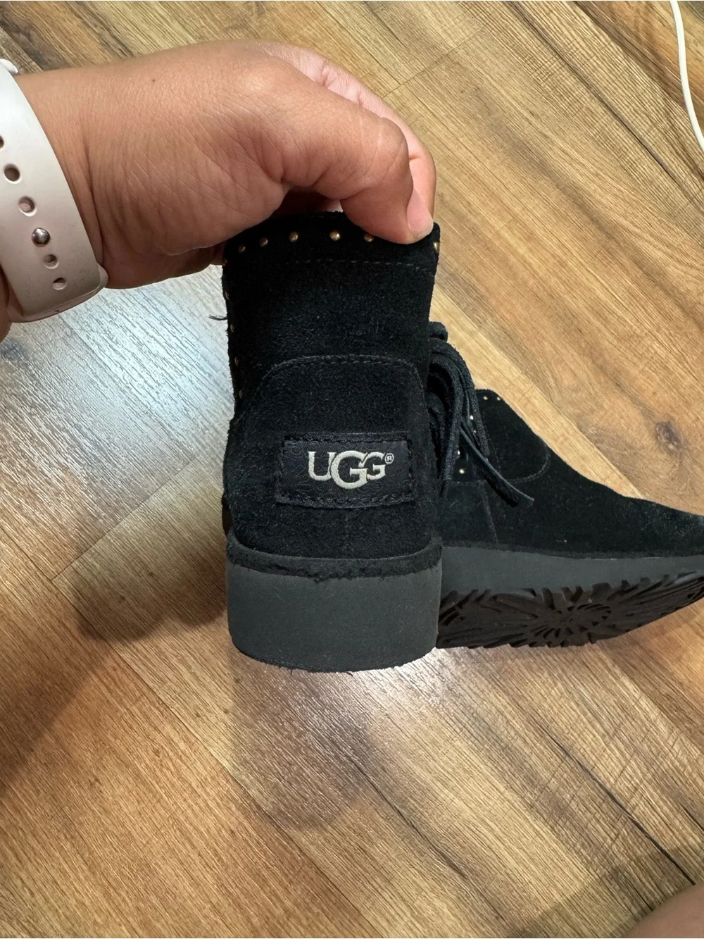 UGG Cindy Bootie leather boots